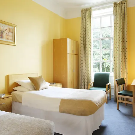 Trinity College Campus Hotell